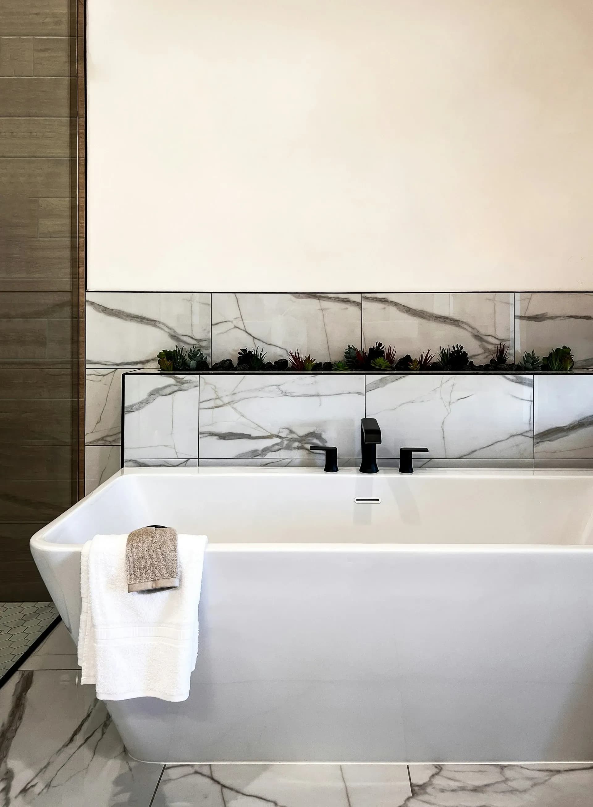 Bathtub